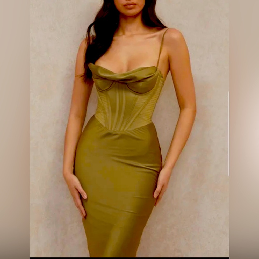 House of CB London size M / 6 stunning shimmering Olive Green